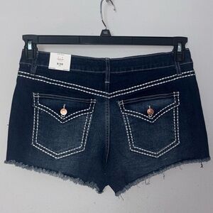 NWT YMI Jeans Premium Stitch Mid-Rise Denim Shorts Womens Juniors Size 9/29